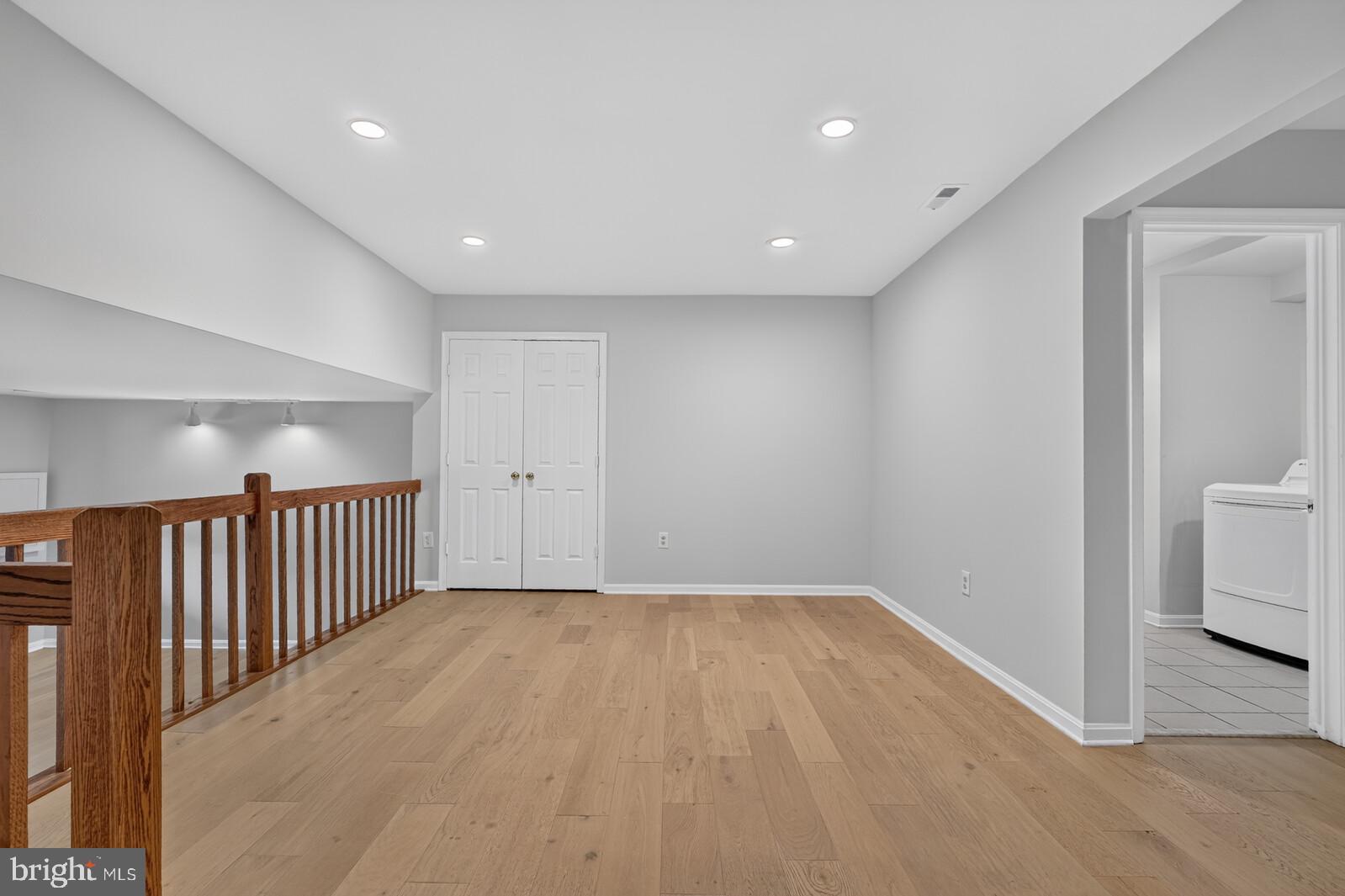 STONEYBROOK - Residential
