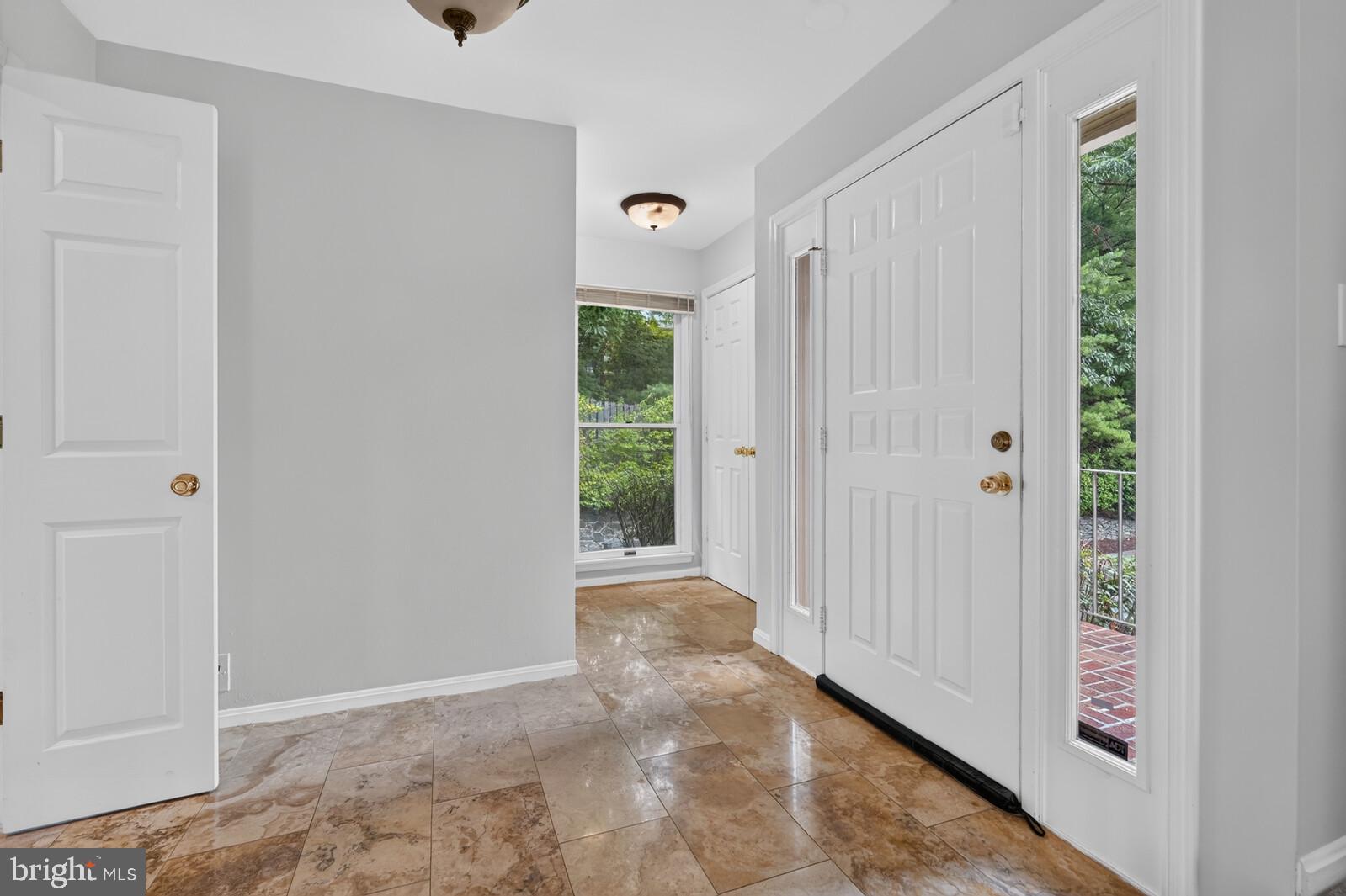 STONEYBROOK - Residential