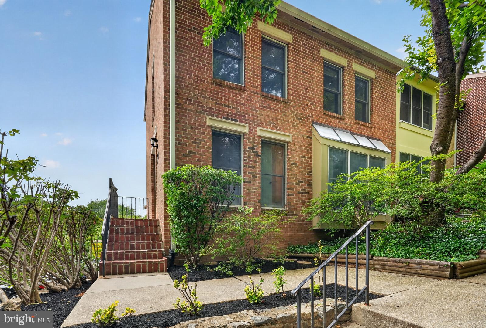 STONEYBROOK - Residential