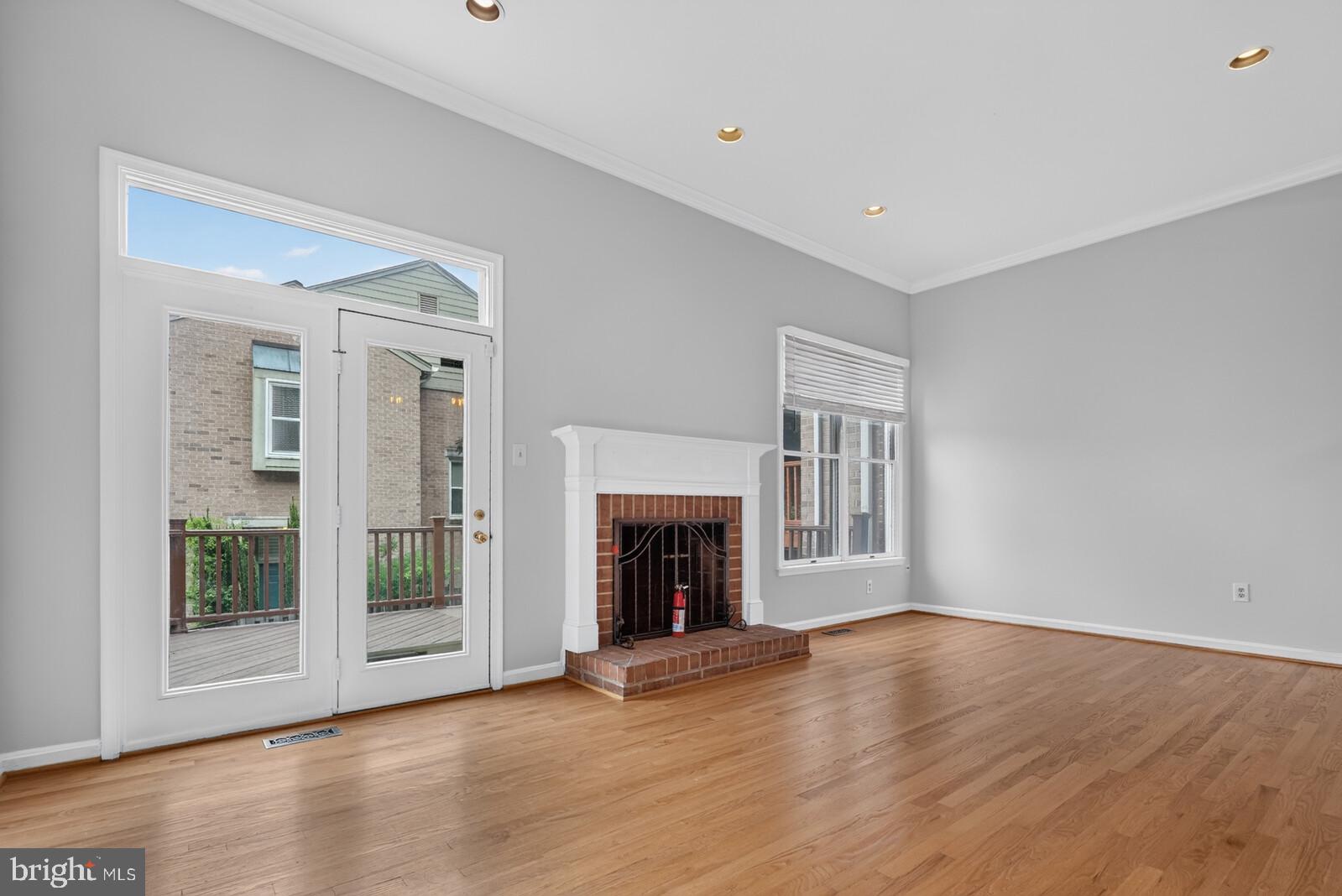 STONEYBROOK - Residential