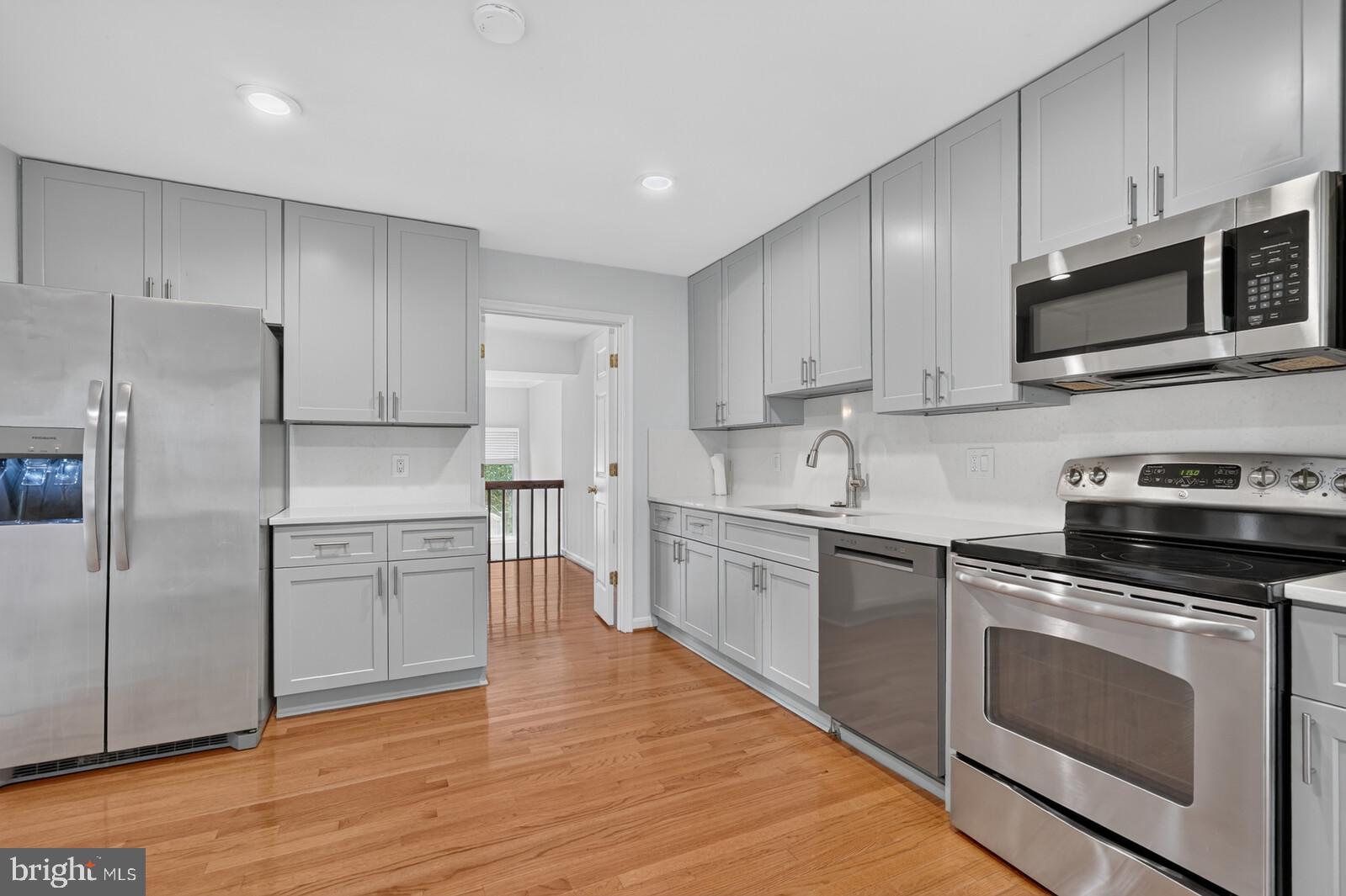 STONEYBROOK - Residential