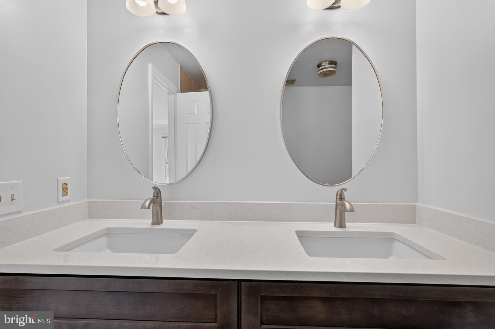 STONEYBROOK - Residential