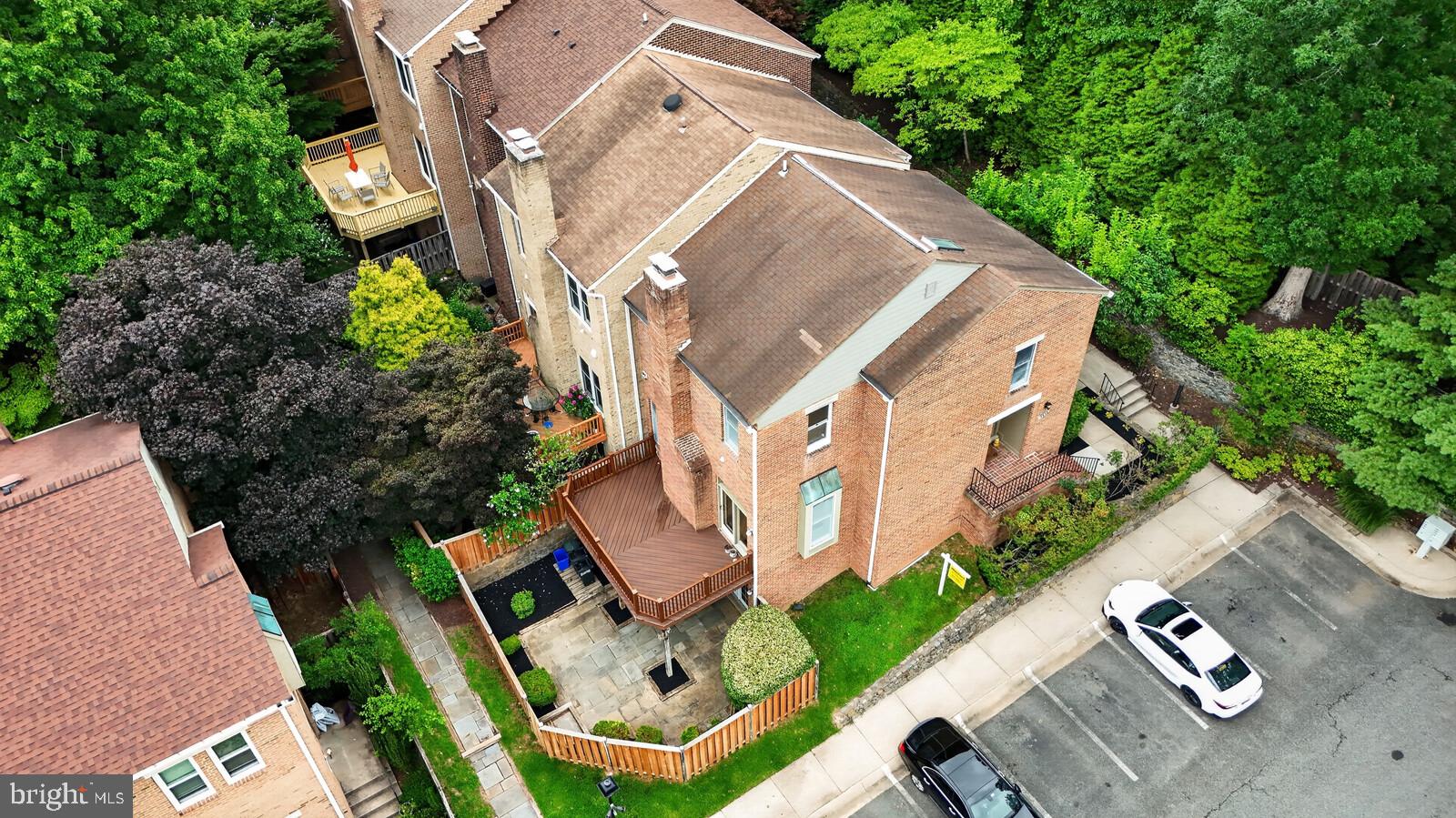 STONEYBROOK - Residential