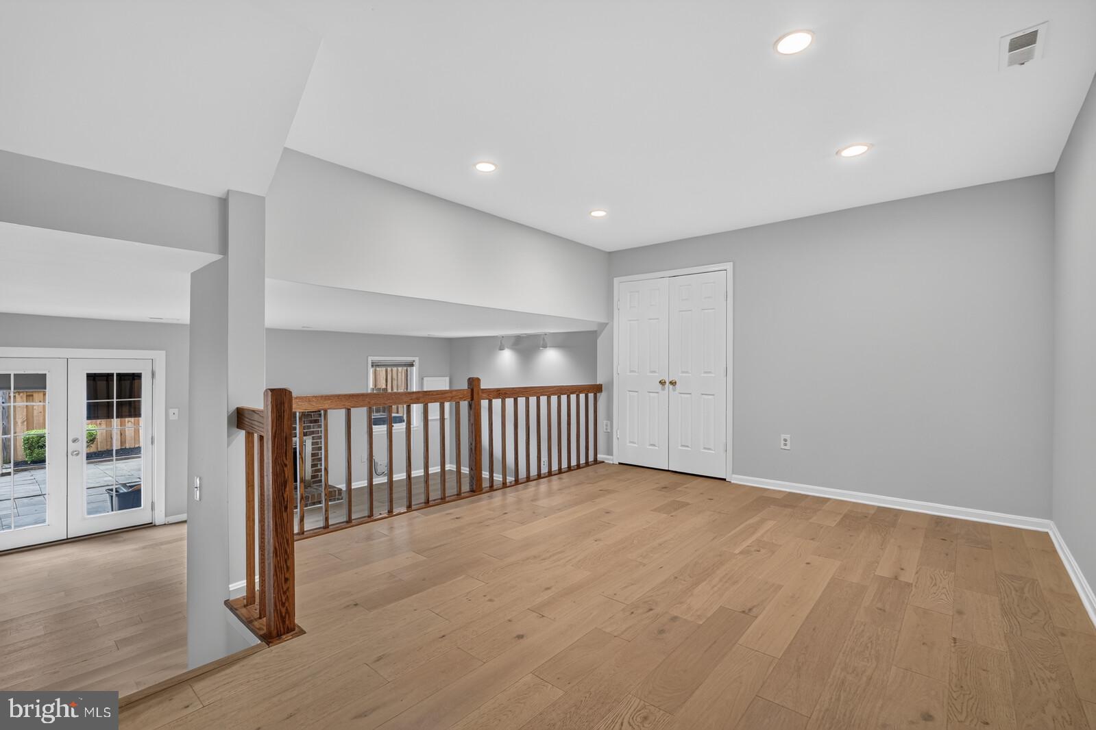 STONEYBROOK - Residential