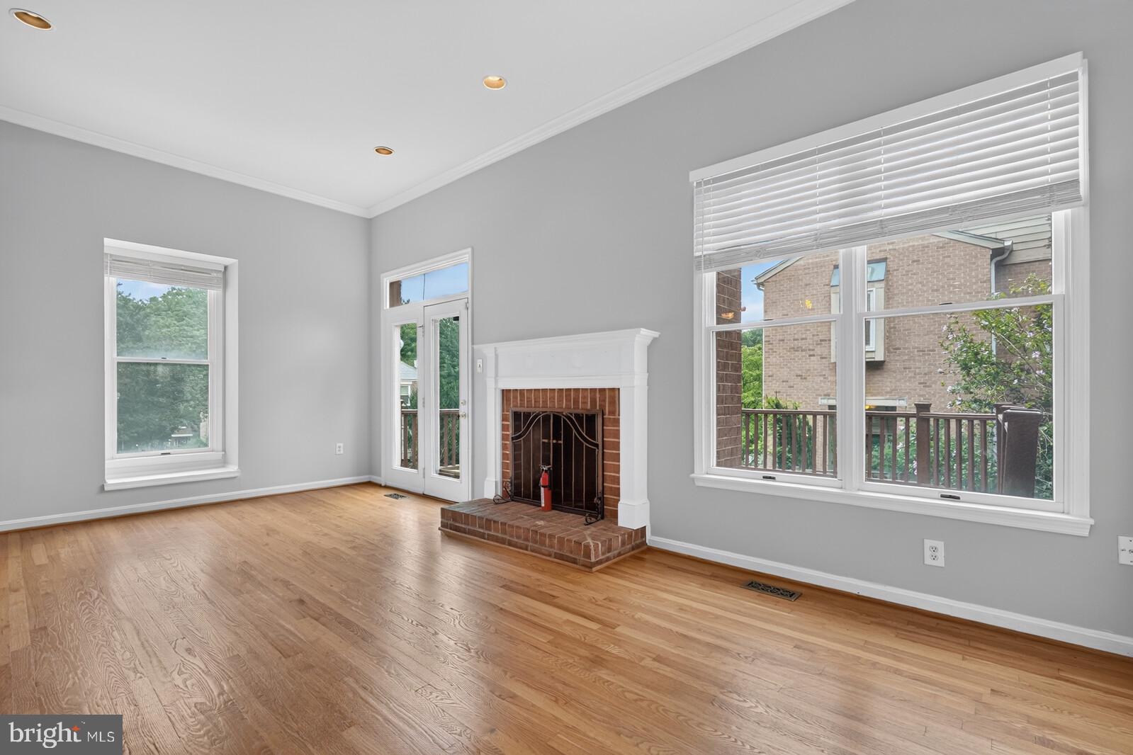 STONEYBROOK - Residential