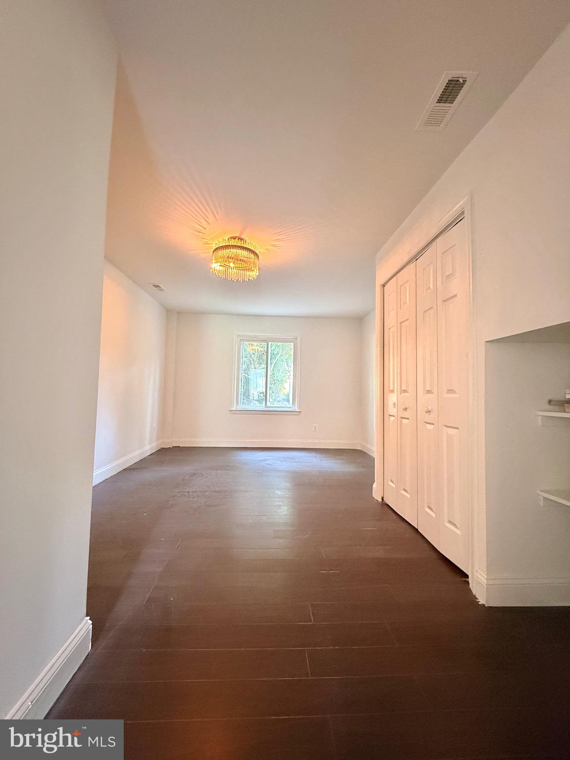 SLEEPY HOLLOW ESTATES - Residential