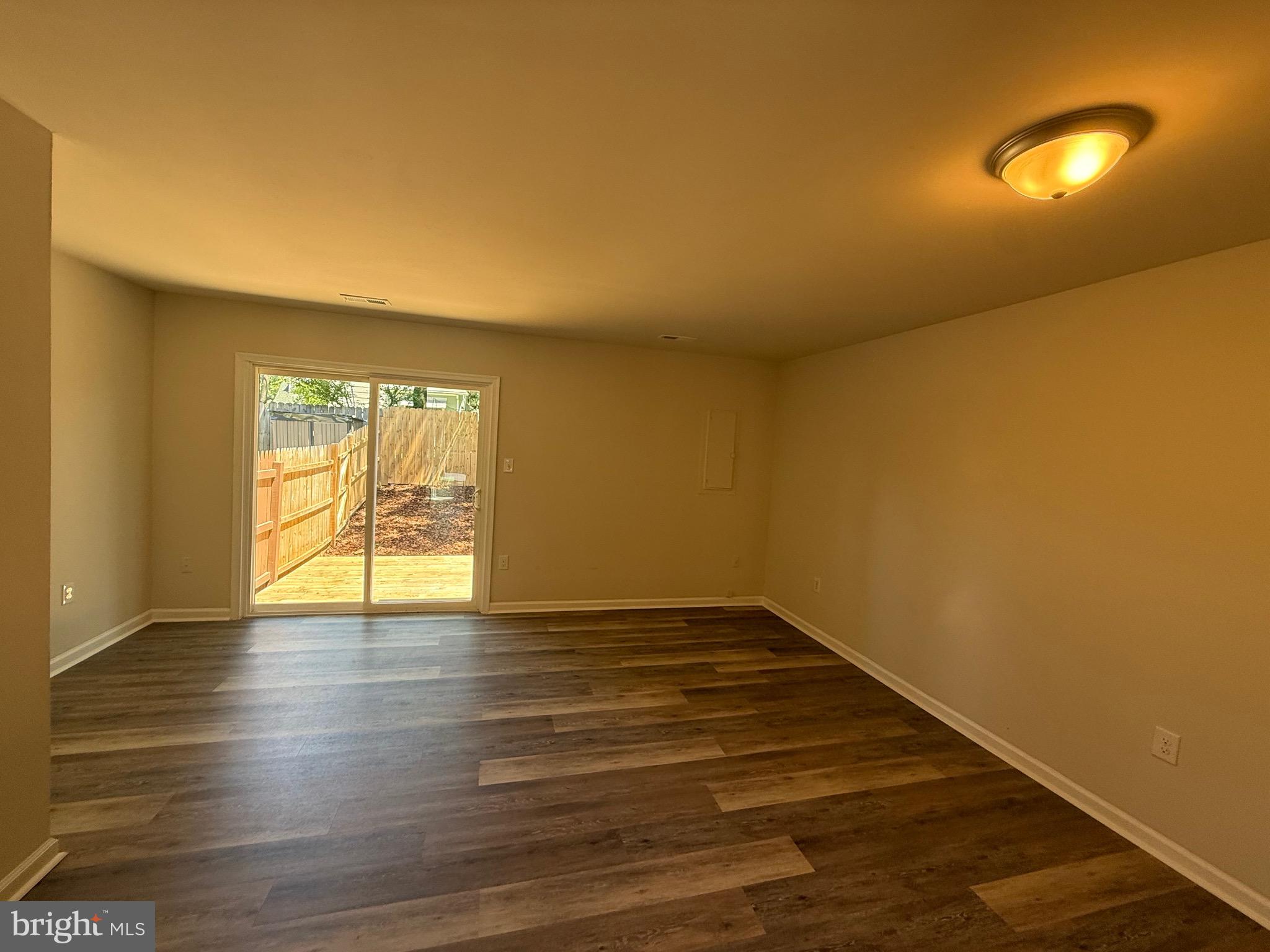 VALLEY STATION - Residential