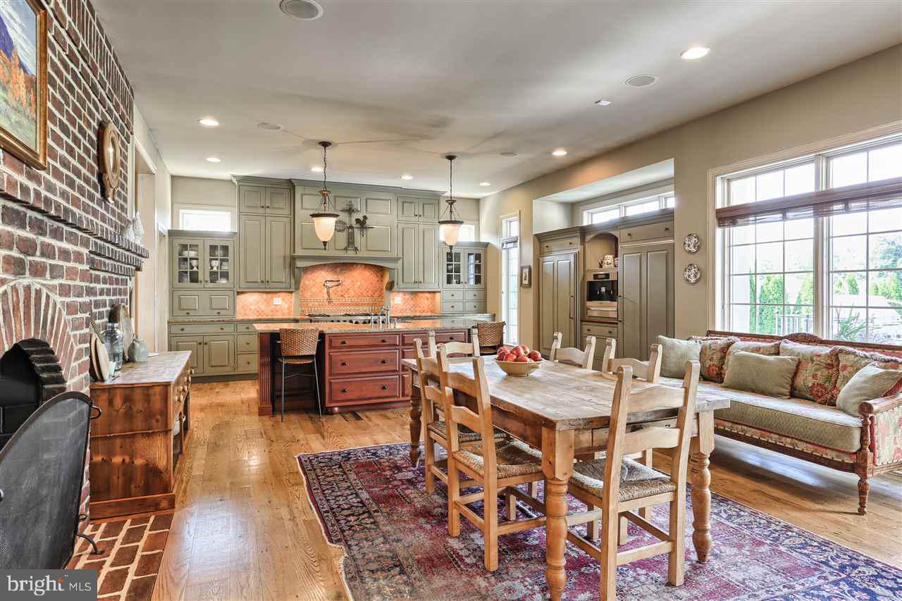 DEER CHASE ESTATES - Residential