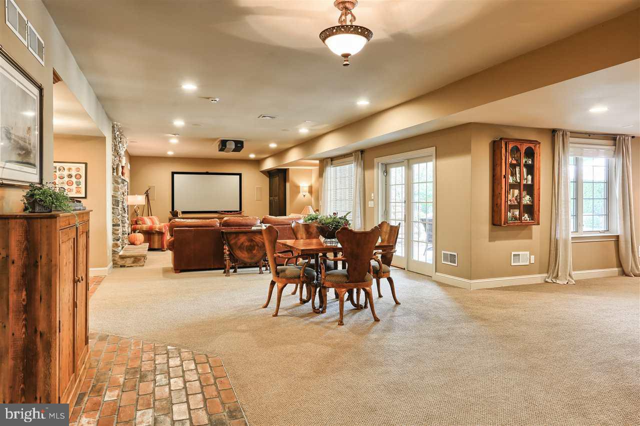 DEER CHASE ESTATES - Residential