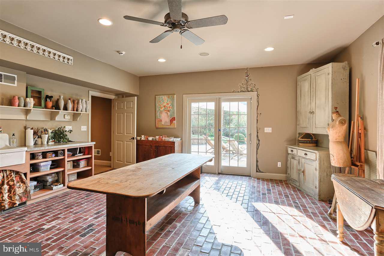 DEER CHASE ESTATES - Residential