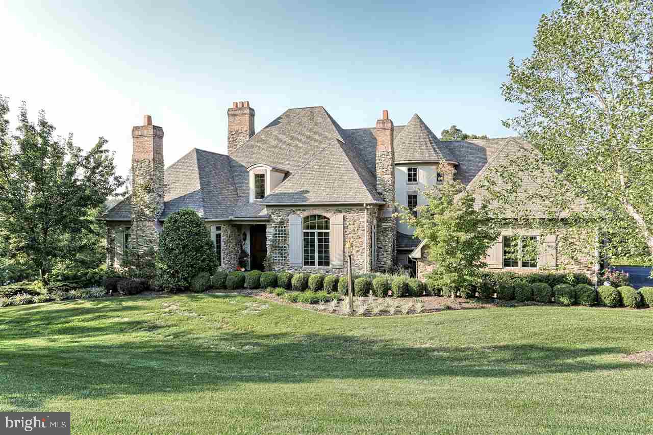 DEER CHASE ESTATES - Residential