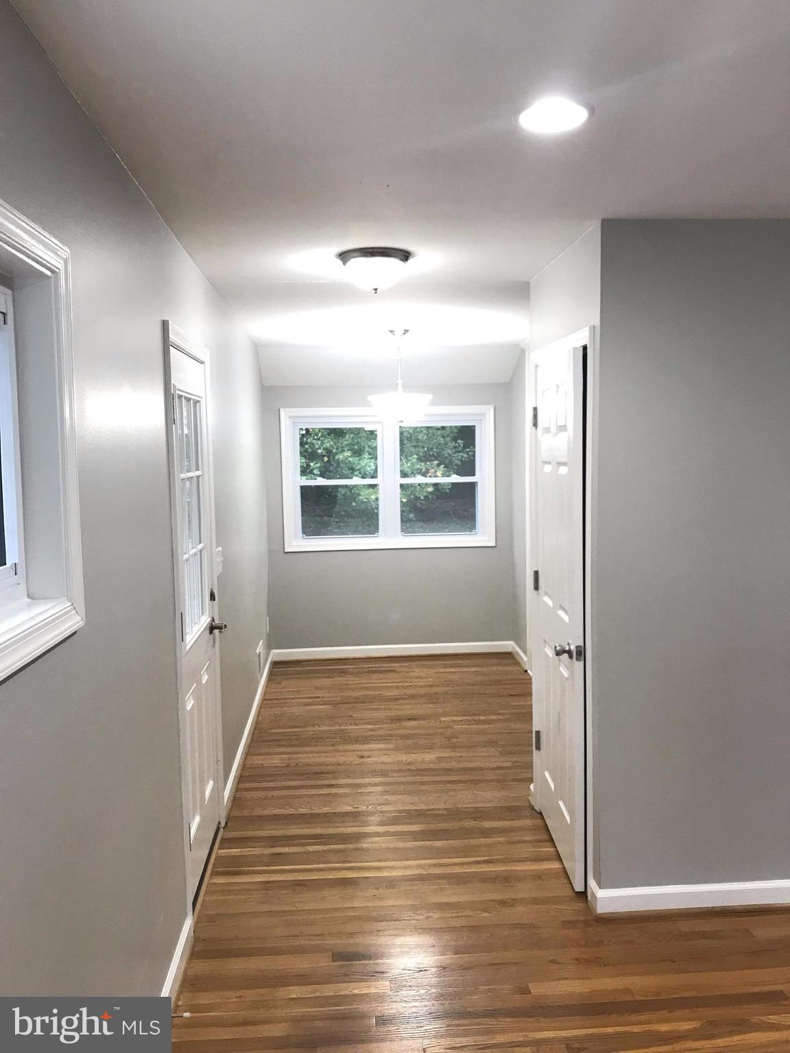 ROBINDALE - Residential Lease