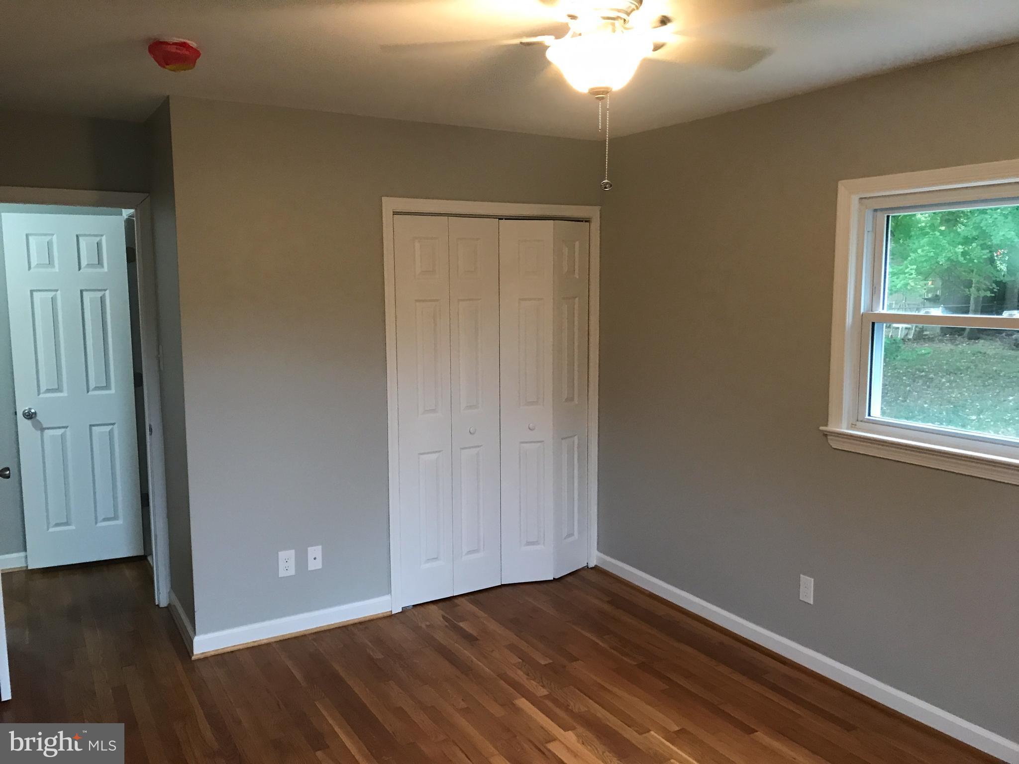 ROBINDALE - Residential Lease