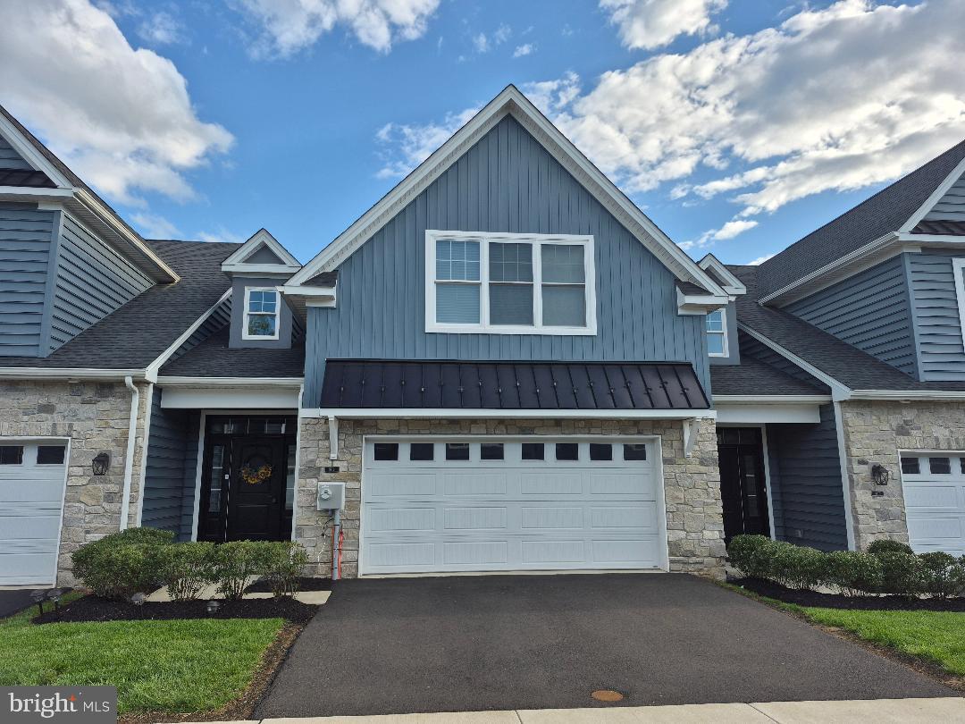 ROSE POINTE - Residential