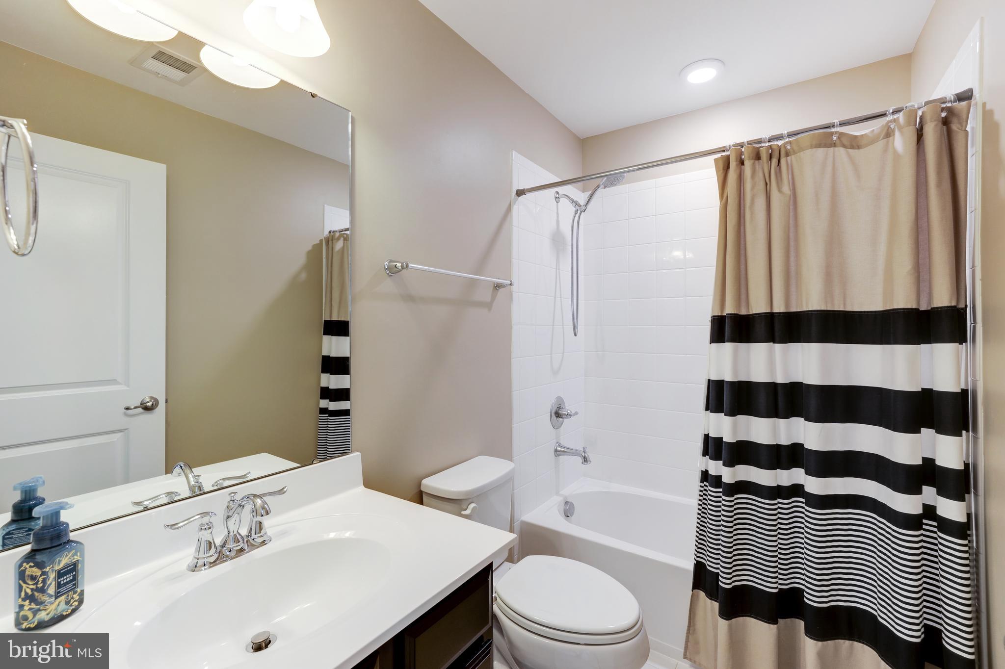 WESTRIDGE CONDOMINIUM - Residential