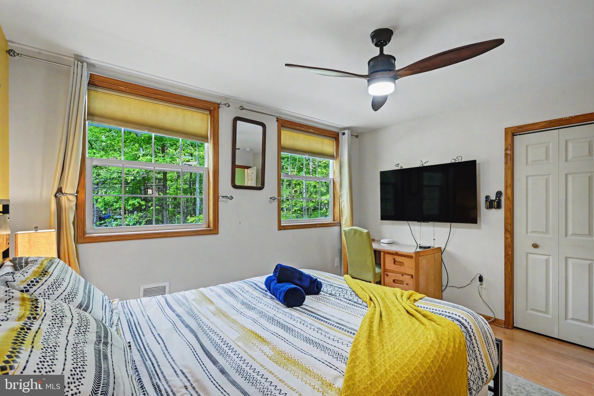 ARROWHEAD LAKES - Residential