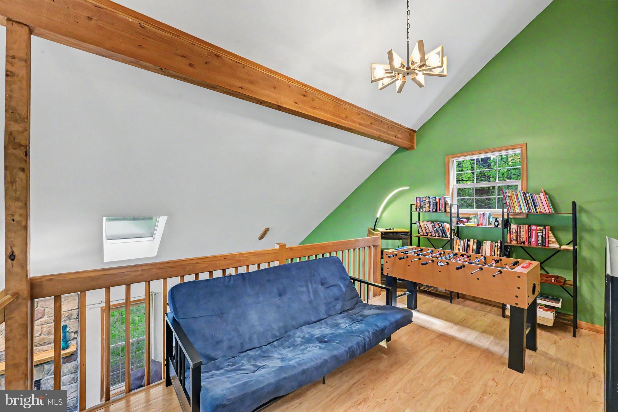 ARROWHEAD LAKES - Residential
