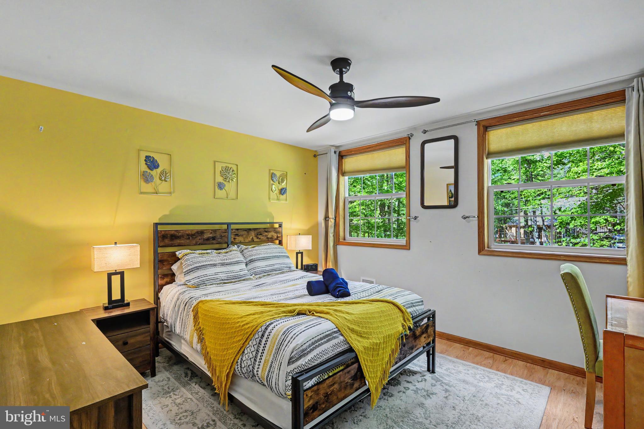 ARROWHEAD LAKES - Residential