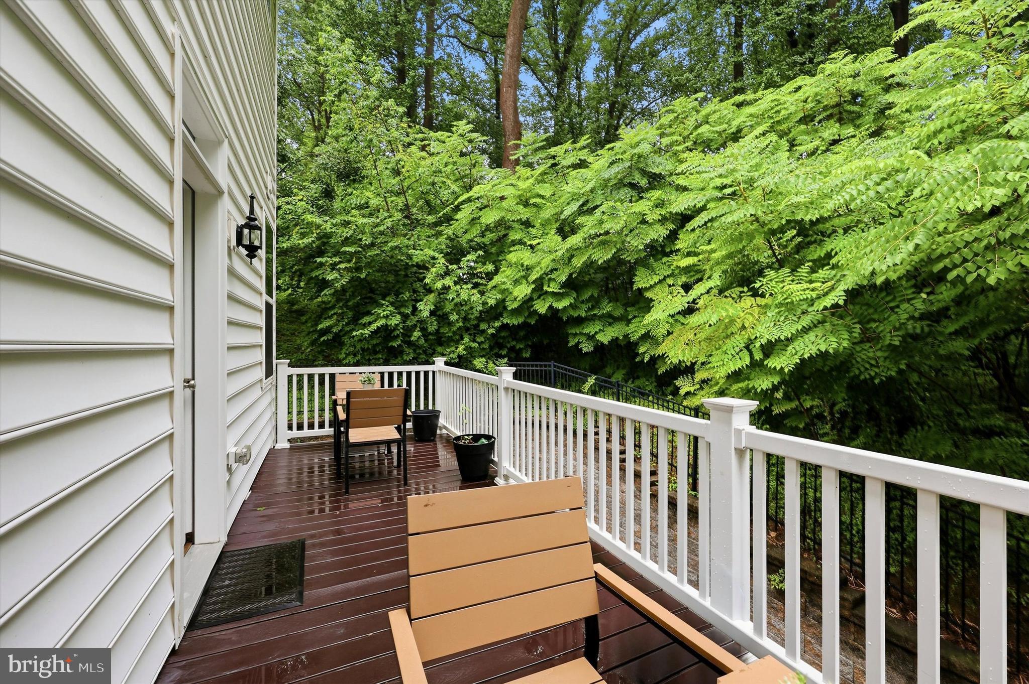RAVENSCLIFF - Residential