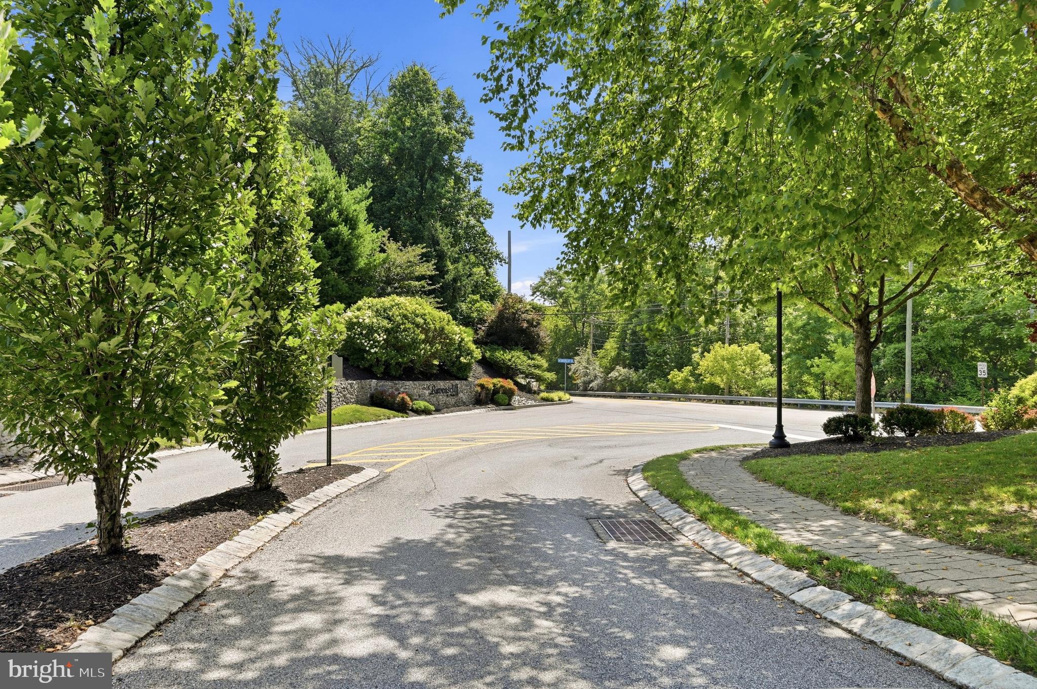RAVENSCLIFF - Residential