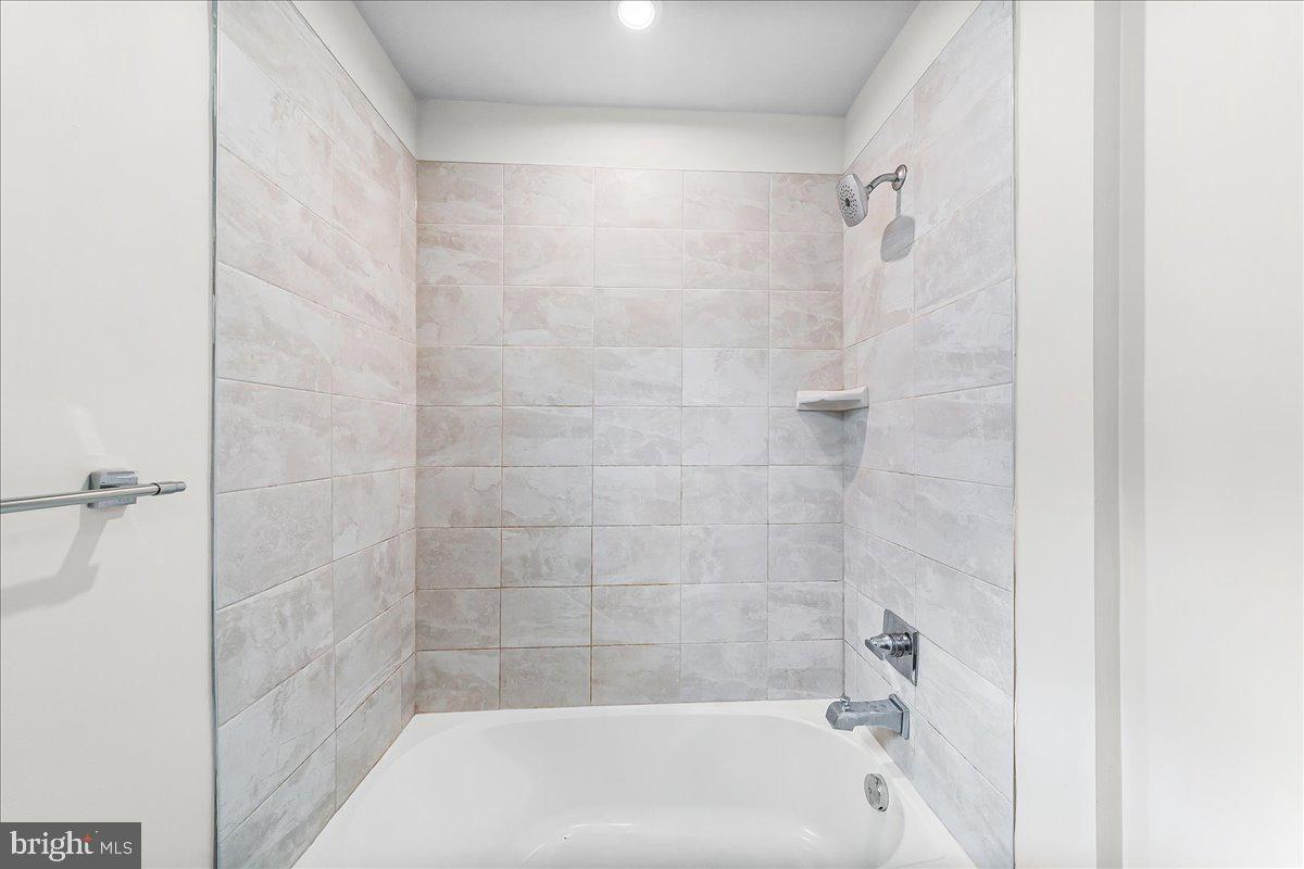 WHITEWOOD VILLAGE - Residential
