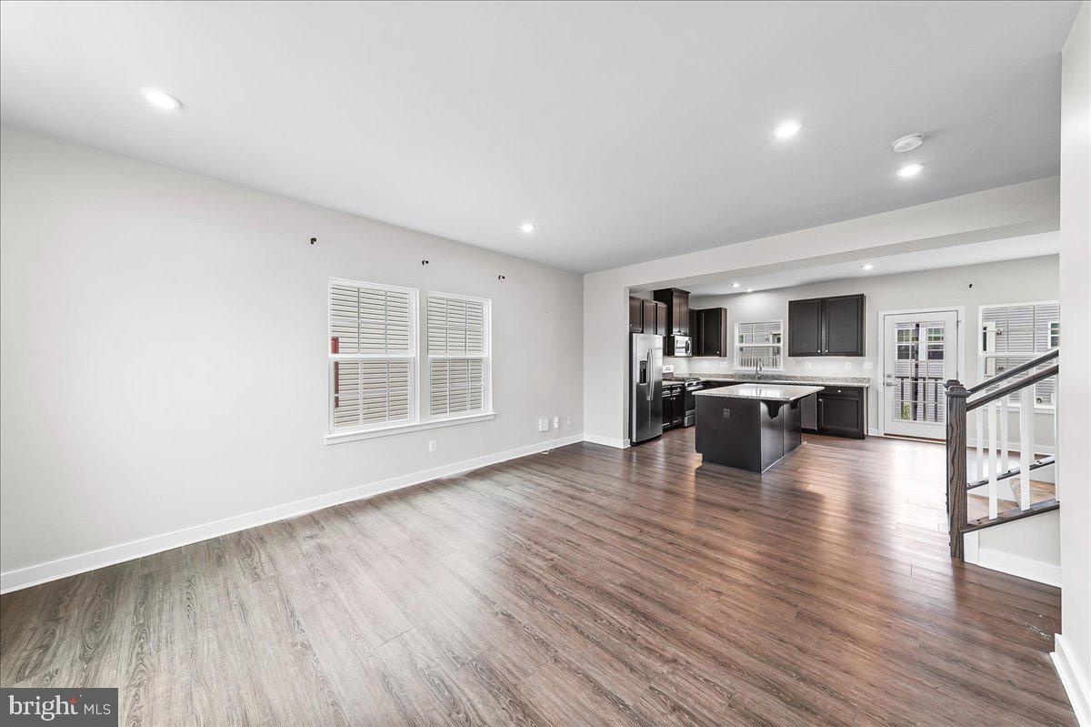 WHITEWOOD VILLAGE - Residential