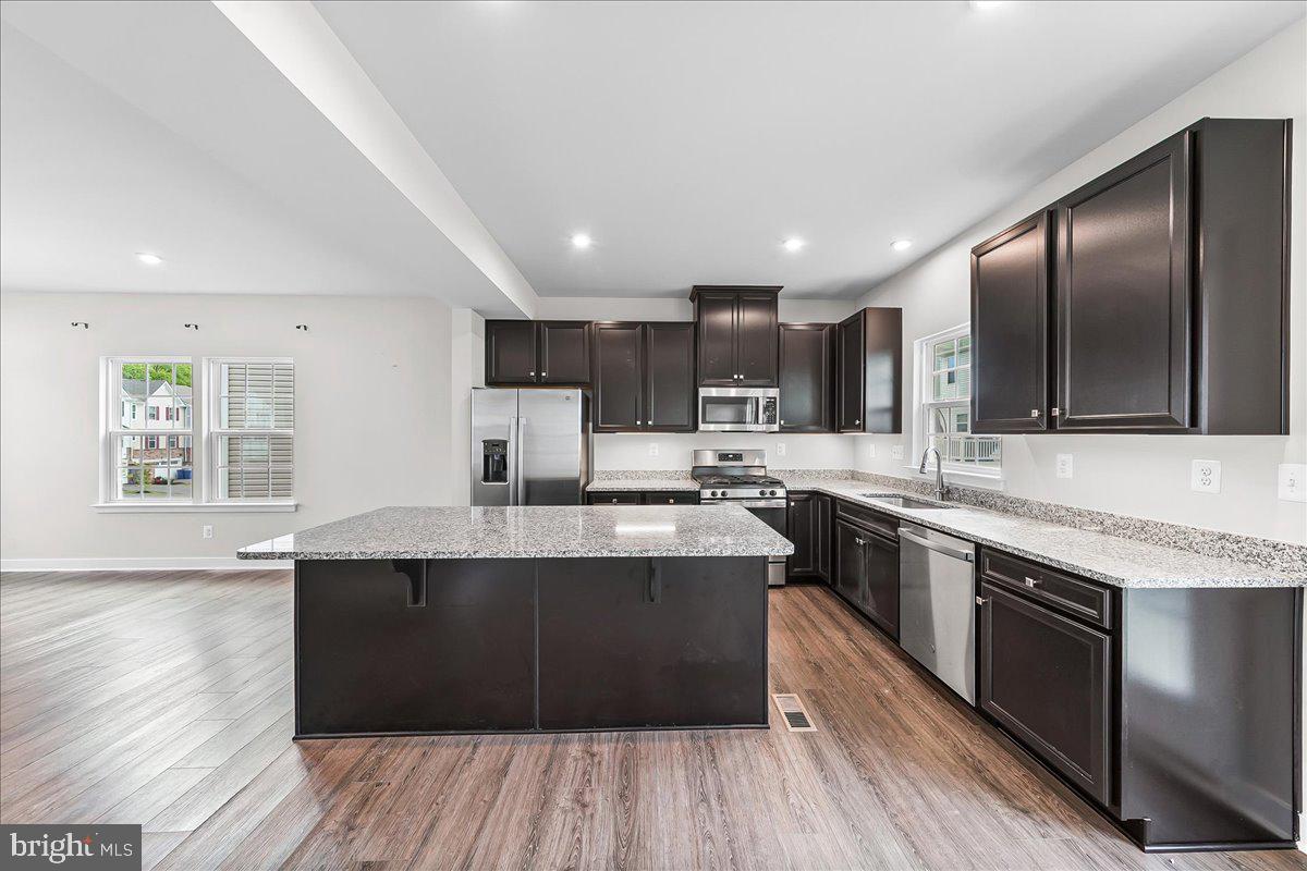 WHITEWOOD VILLAGE - Residential