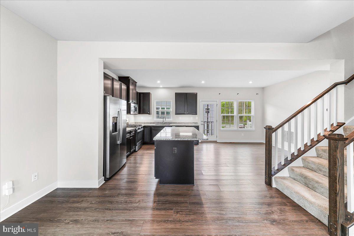 WHITEWOOD VILLAGE - Residential