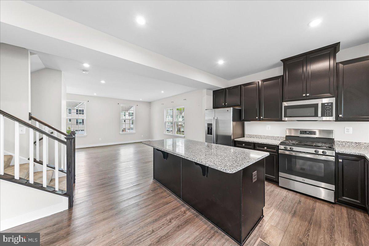 WHITEWOOD VILLAGE - Residential