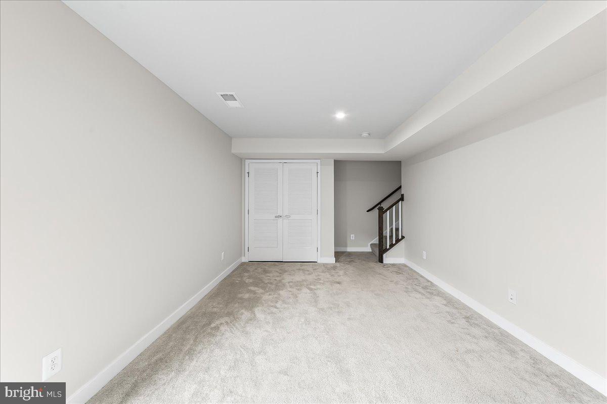 WHITEWOOD VILLAGE - Residential