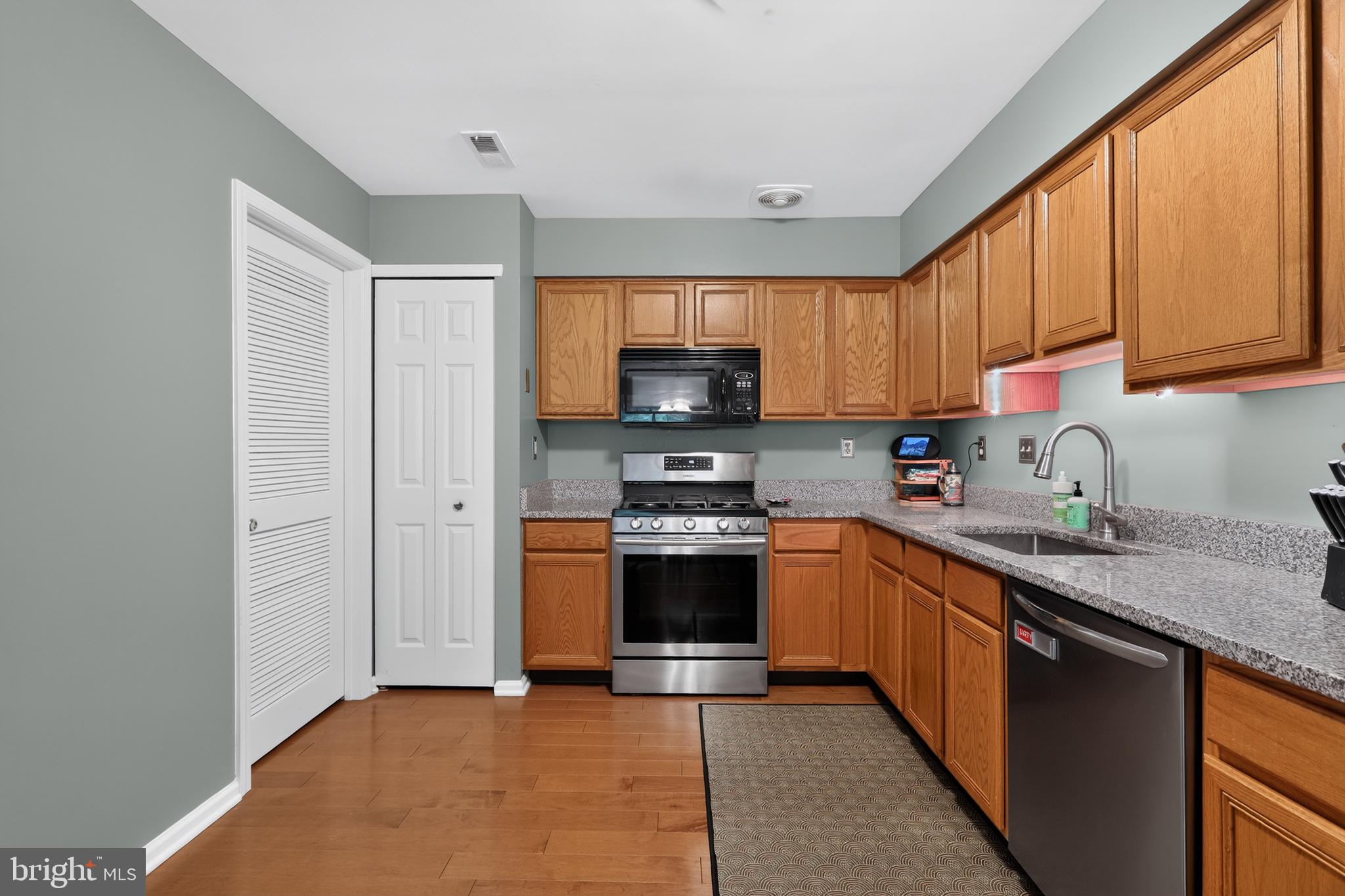 PROVIDENCE VIEW - Residential