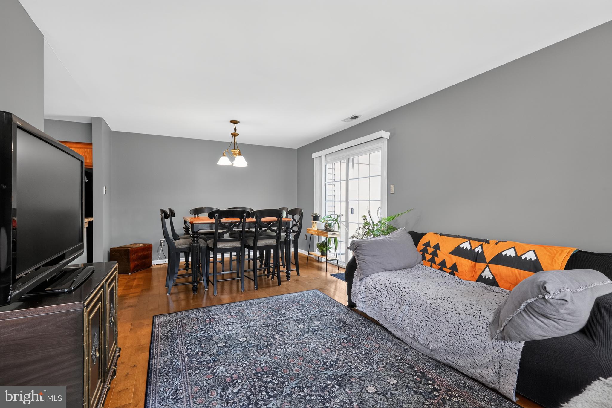PROVIDENCE VIEW - Residential