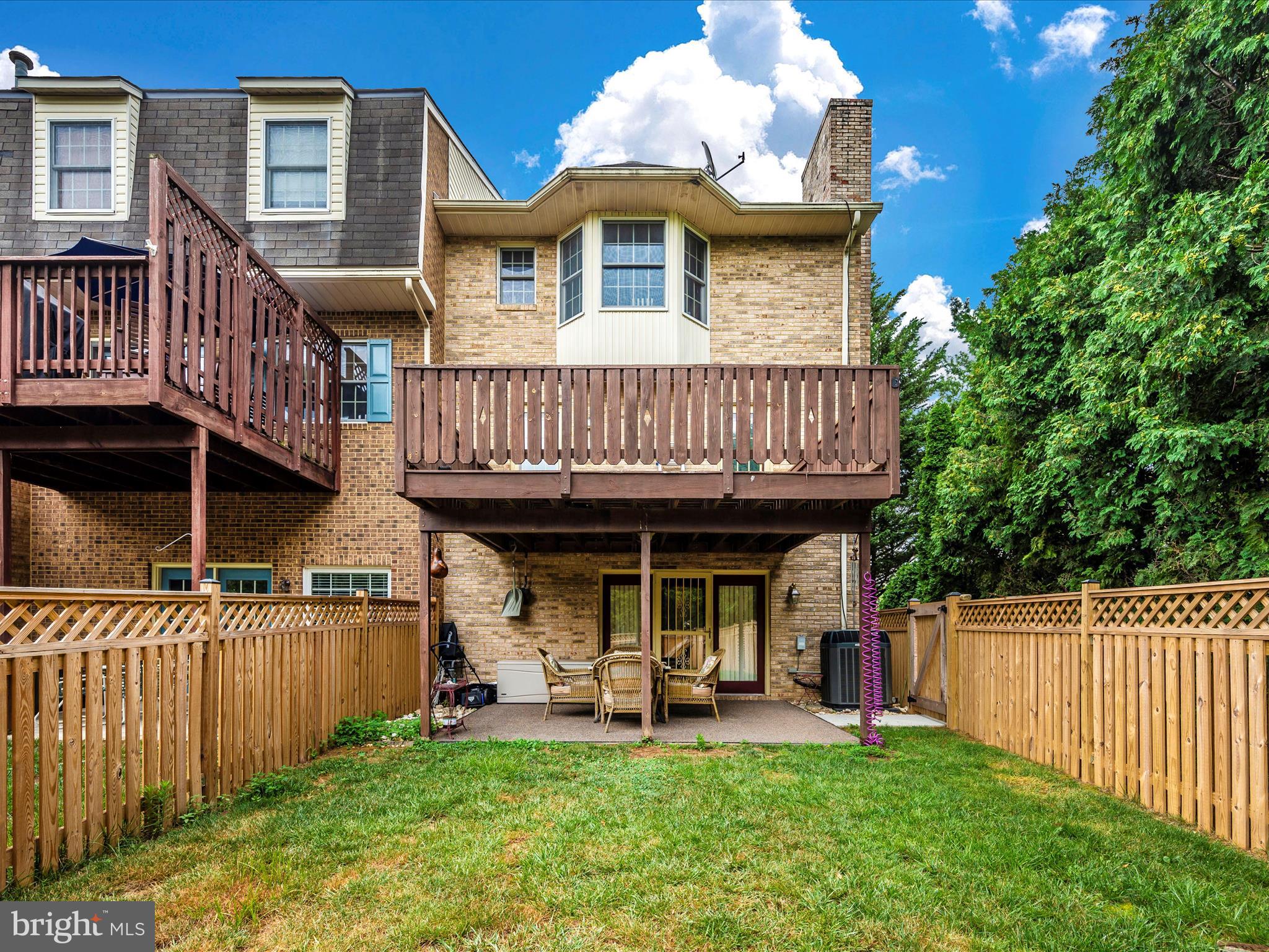 NORTH GATE TOWNE HOMES - Residential