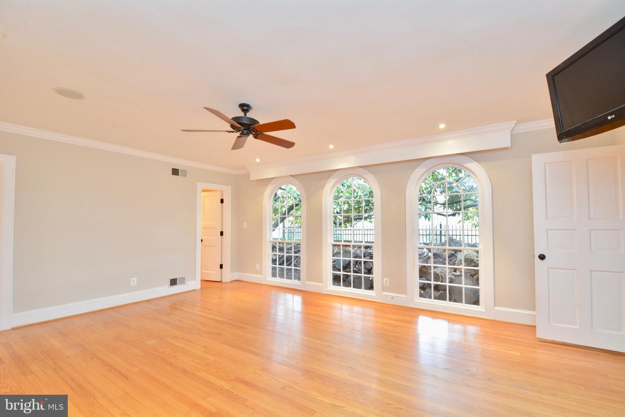 GEORGE WASHINGTON PARK - Residential