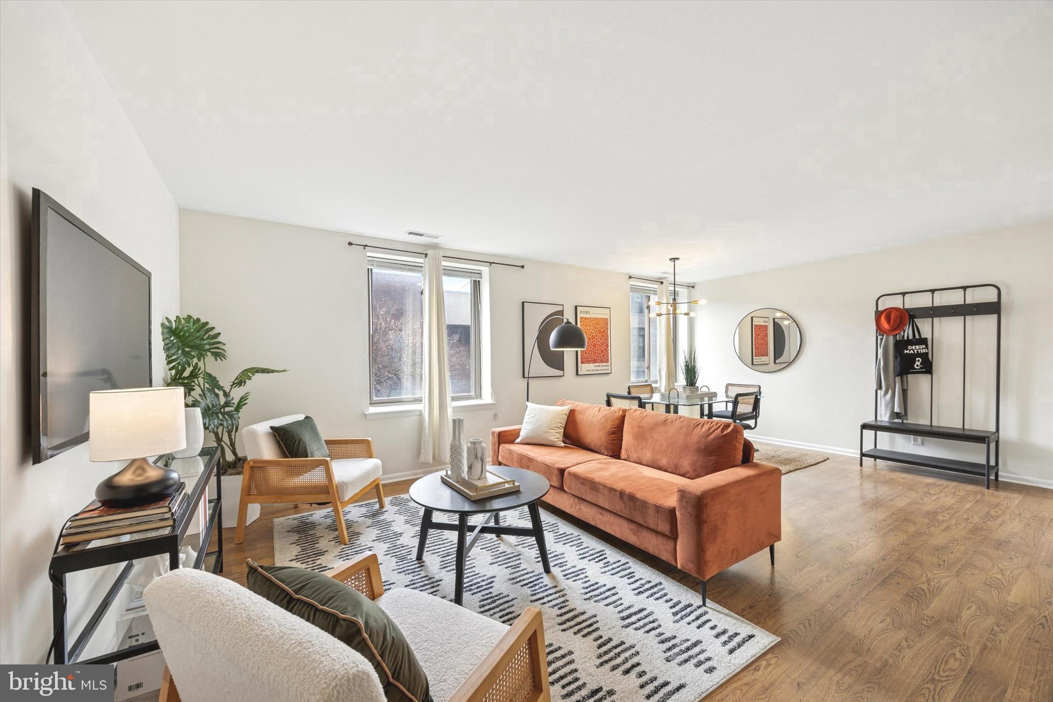 WASHINGTON SQ WEST - Residential