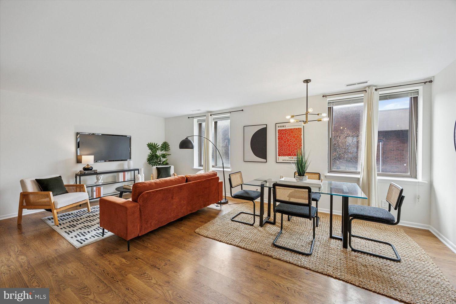 WASHINGTON SQ WEST - Residential