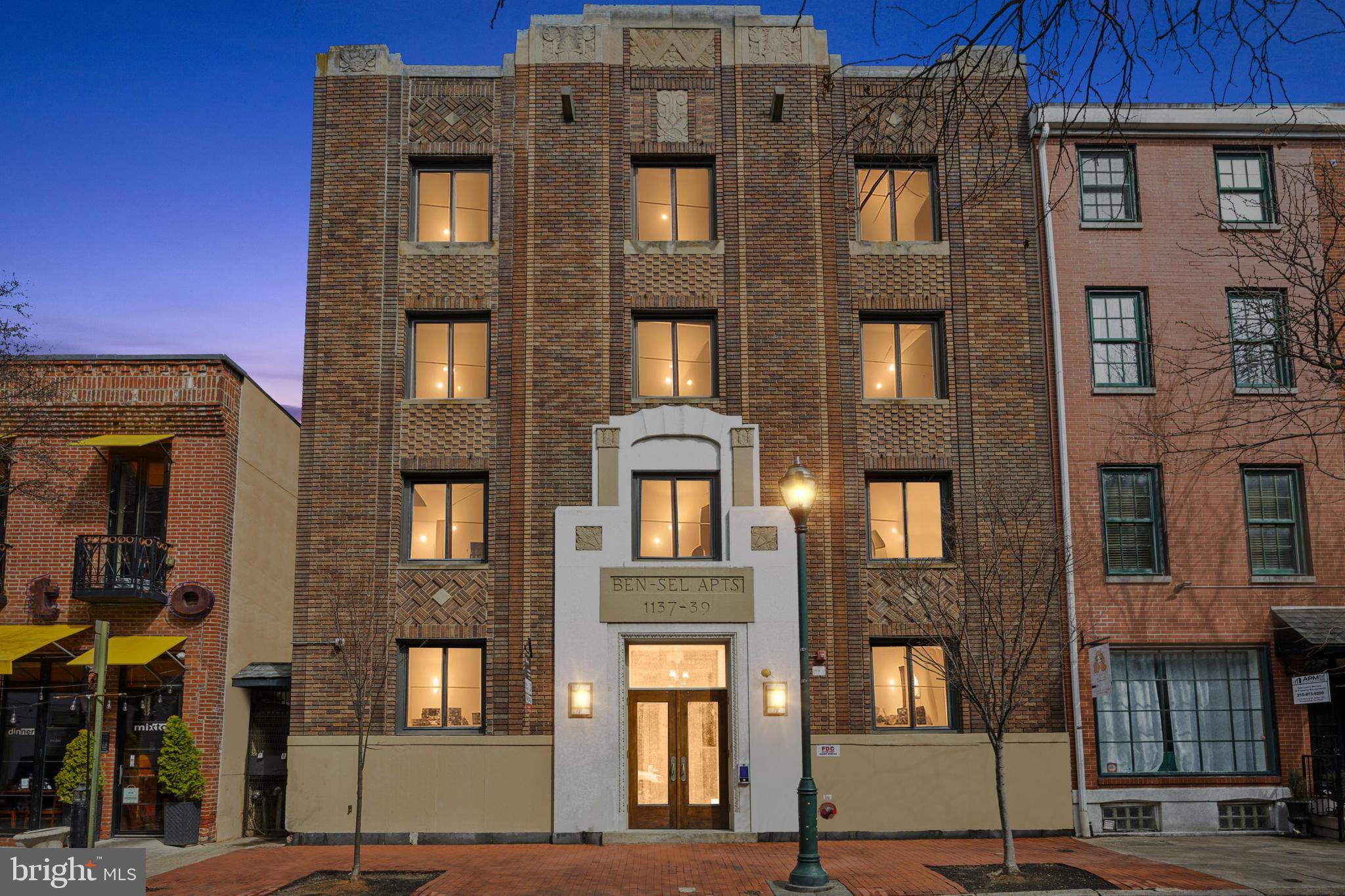 WASHINGTON SQ WEST - Residential