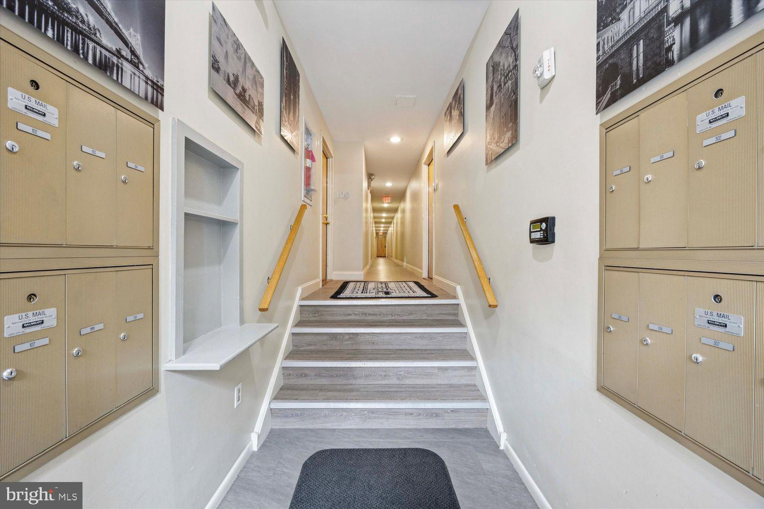 WASHINGTON SQ WEST - Residential