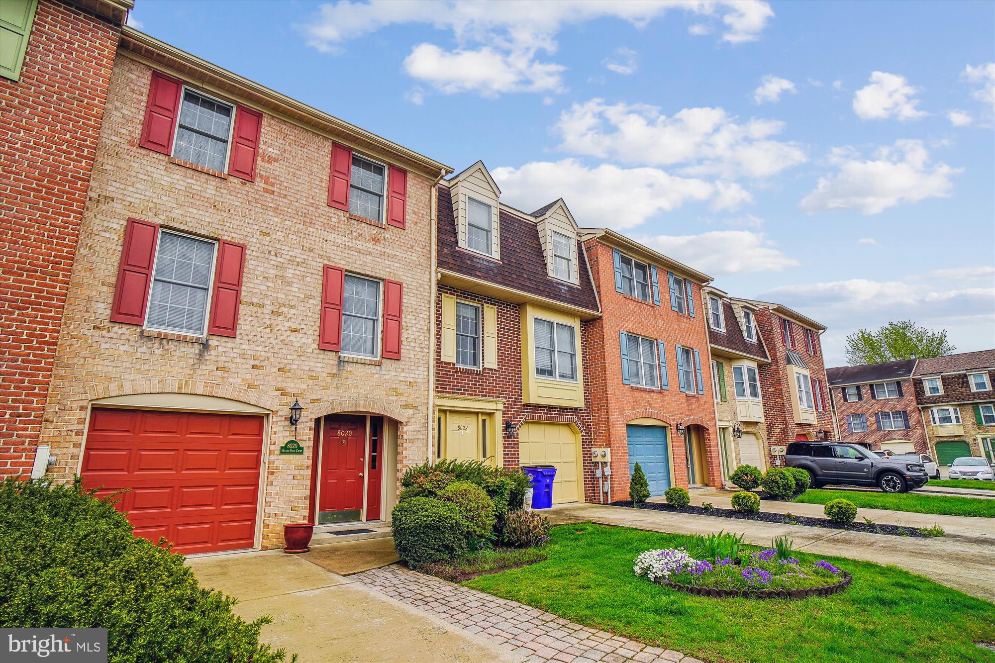 WATERSIDE - Residential