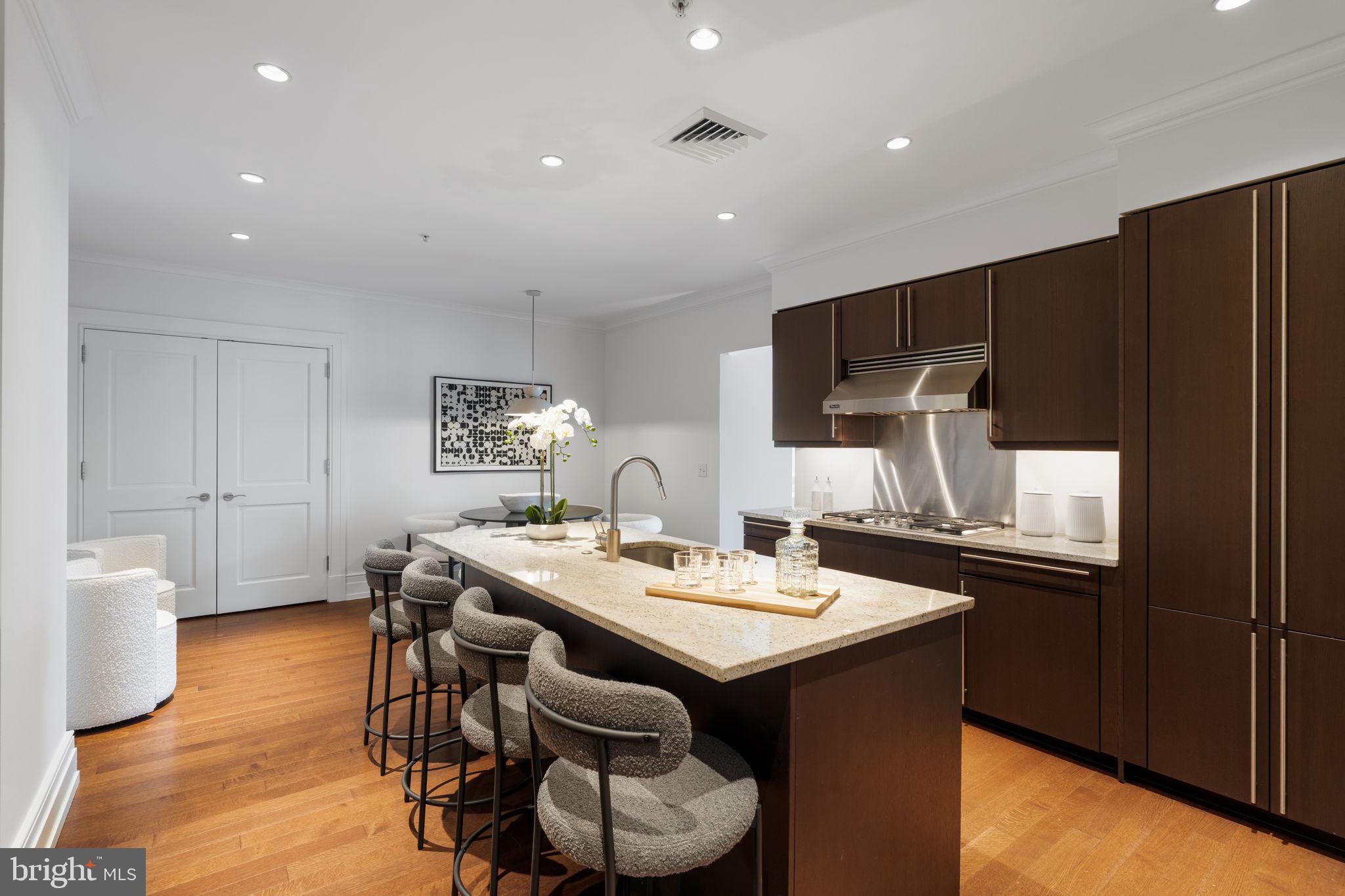 RITTENHOUSE SQUARE - Residential