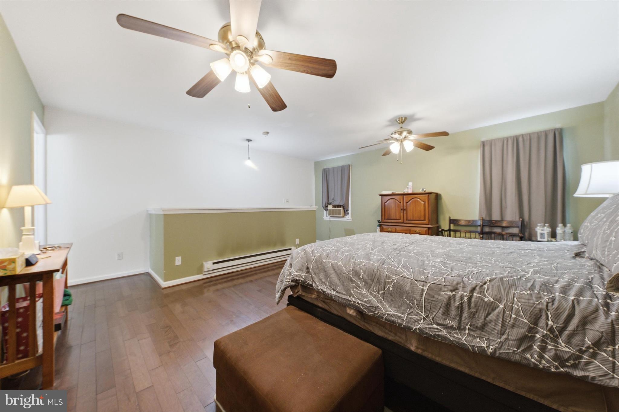 ELMHURST - Residential