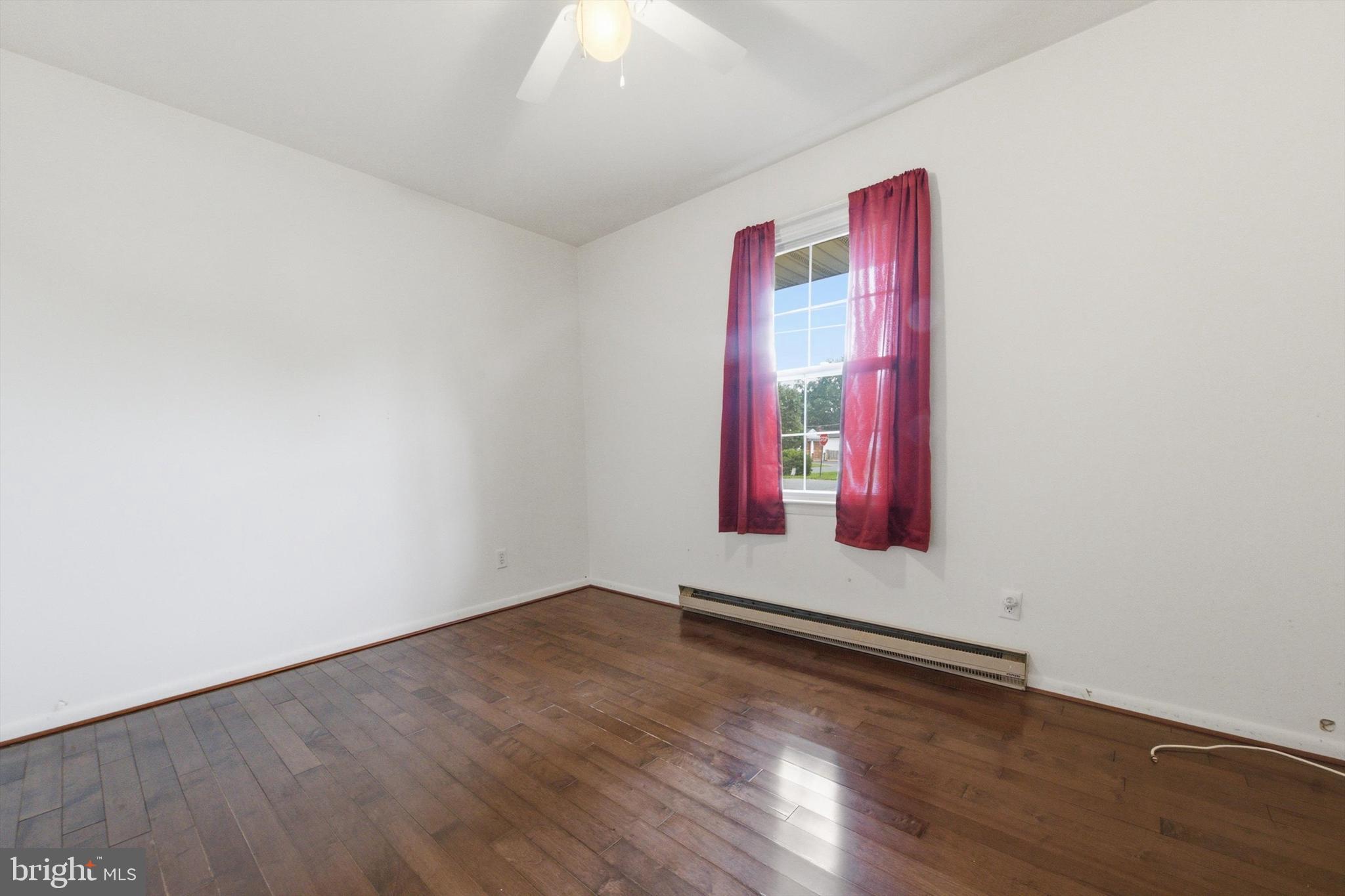 ELMHURST - Residential