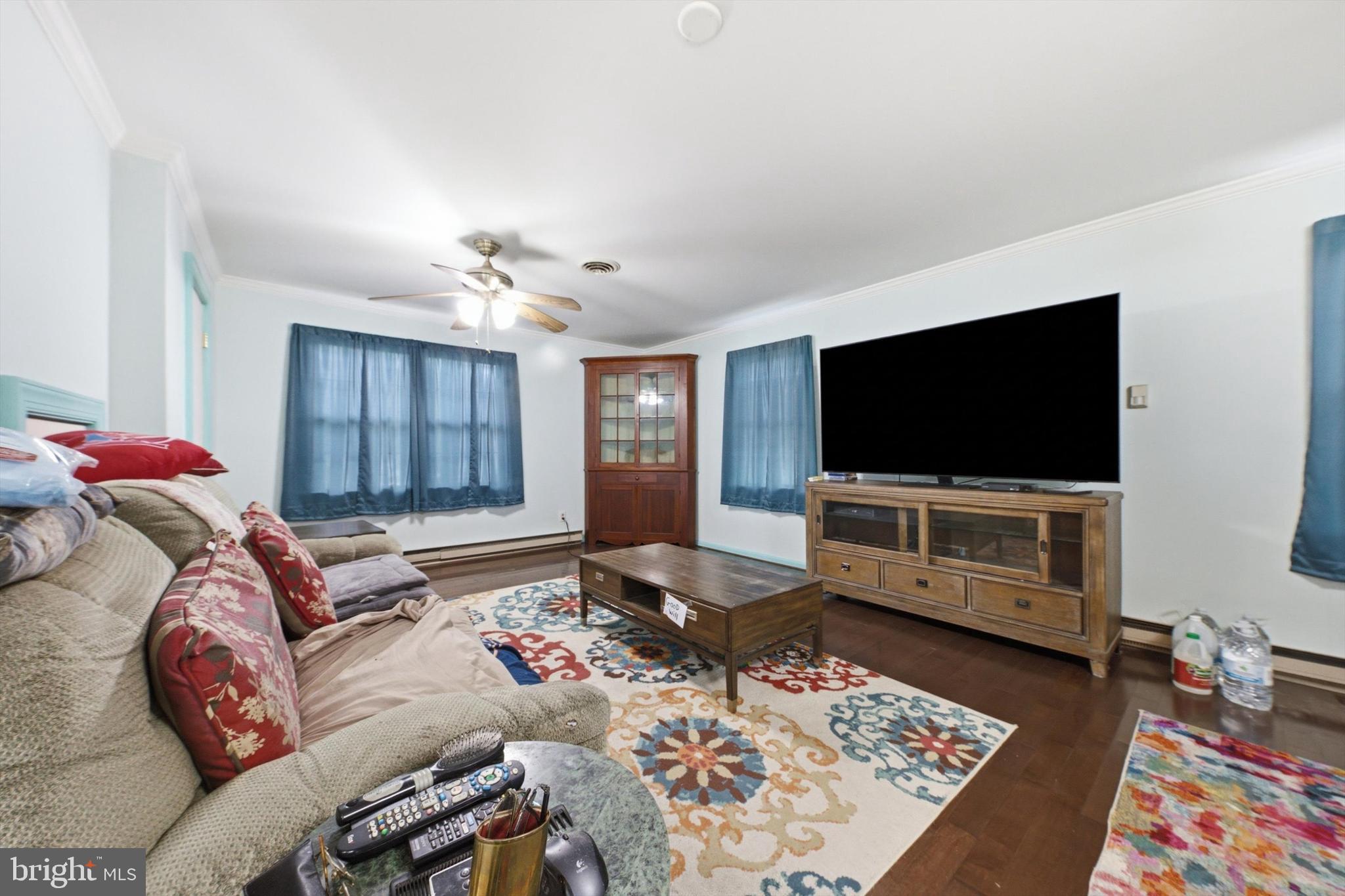 ELMHURST - Residential