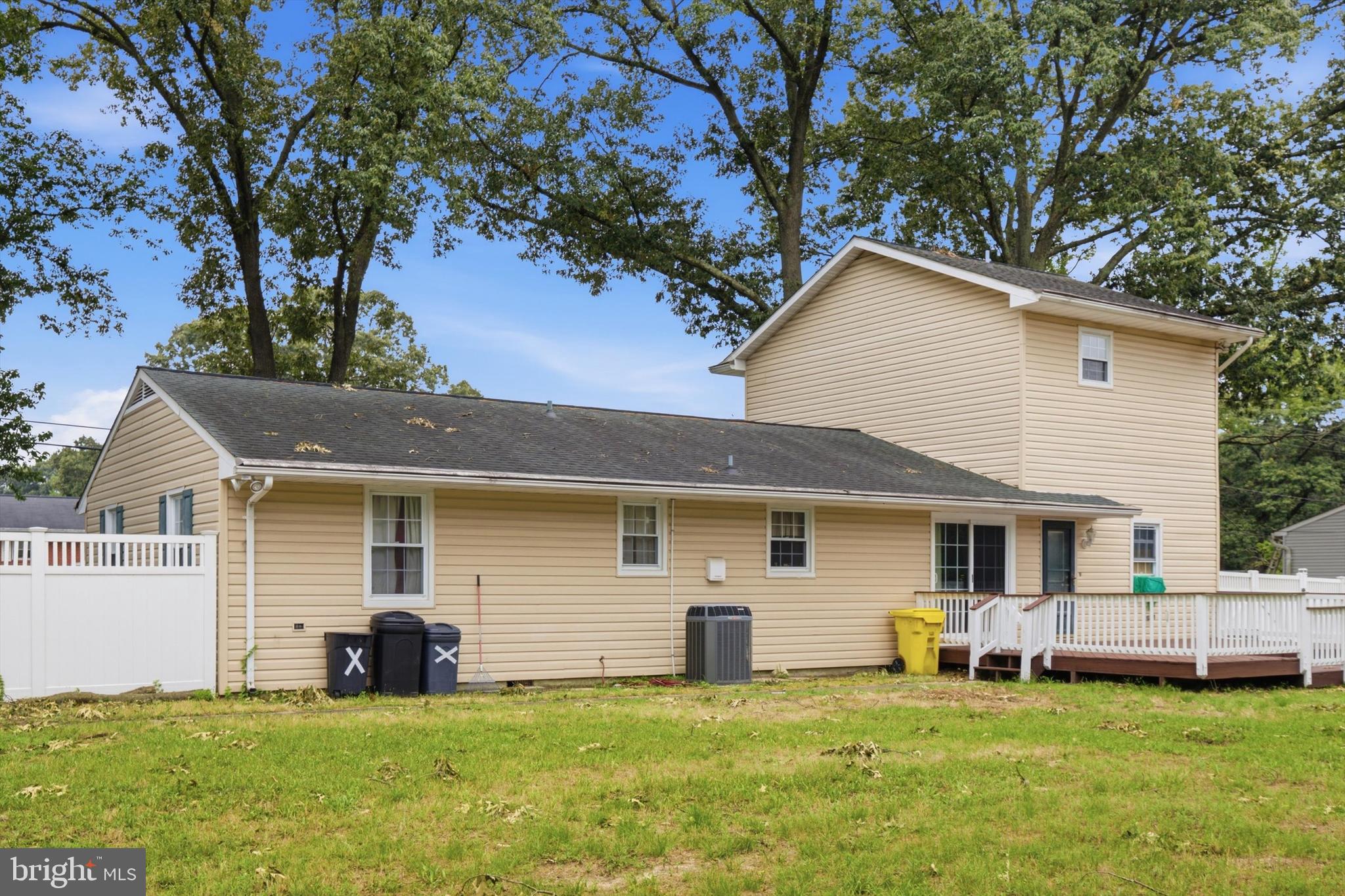 ELMHURST - Residential