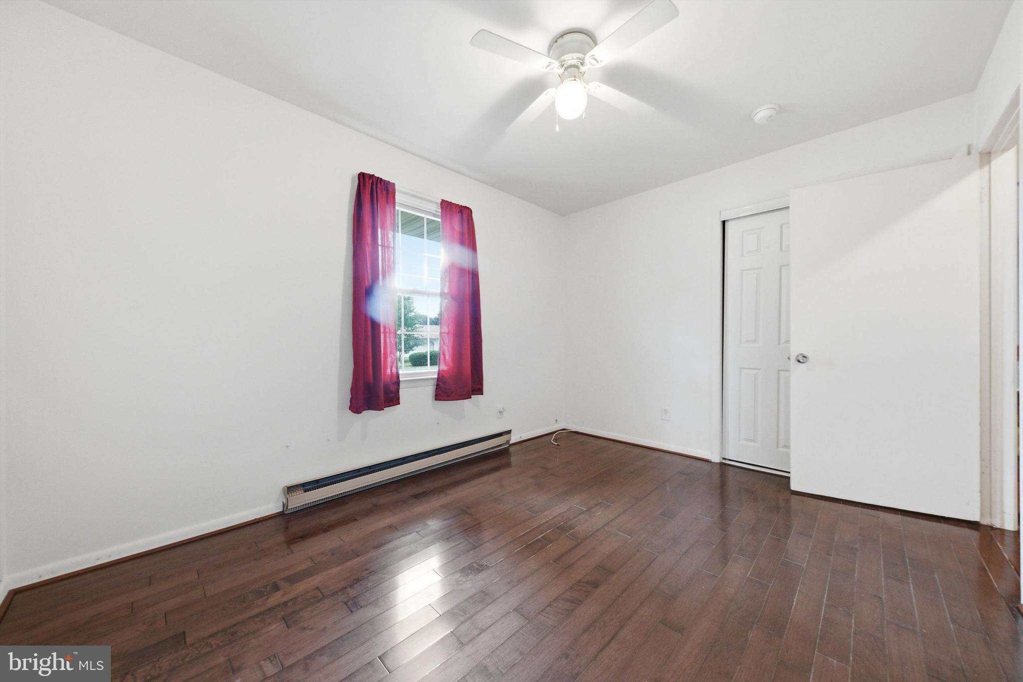 ELMHURST - Residential