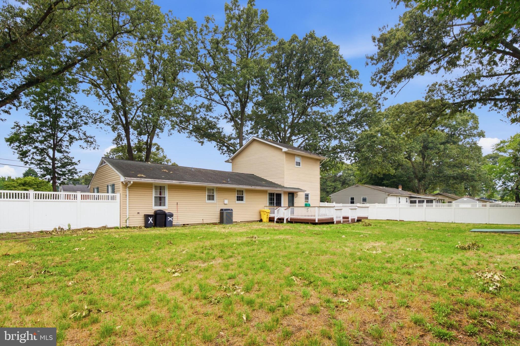 ELMHURST - Residential