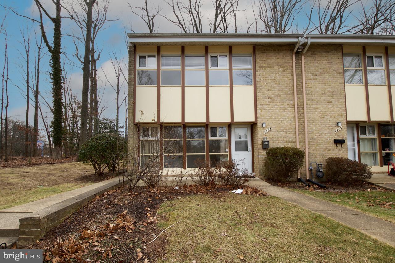 FAIRFAX HERITAGE - Residential