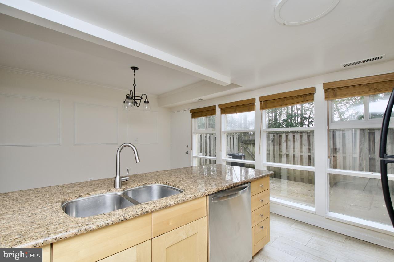 FAIRFAX HERITAGE - Residential