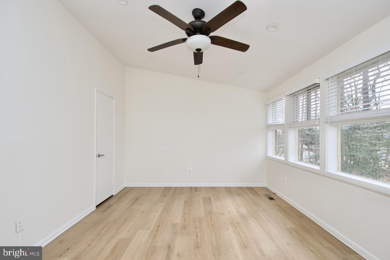 FAIRFAX HERITAGE - Residential
