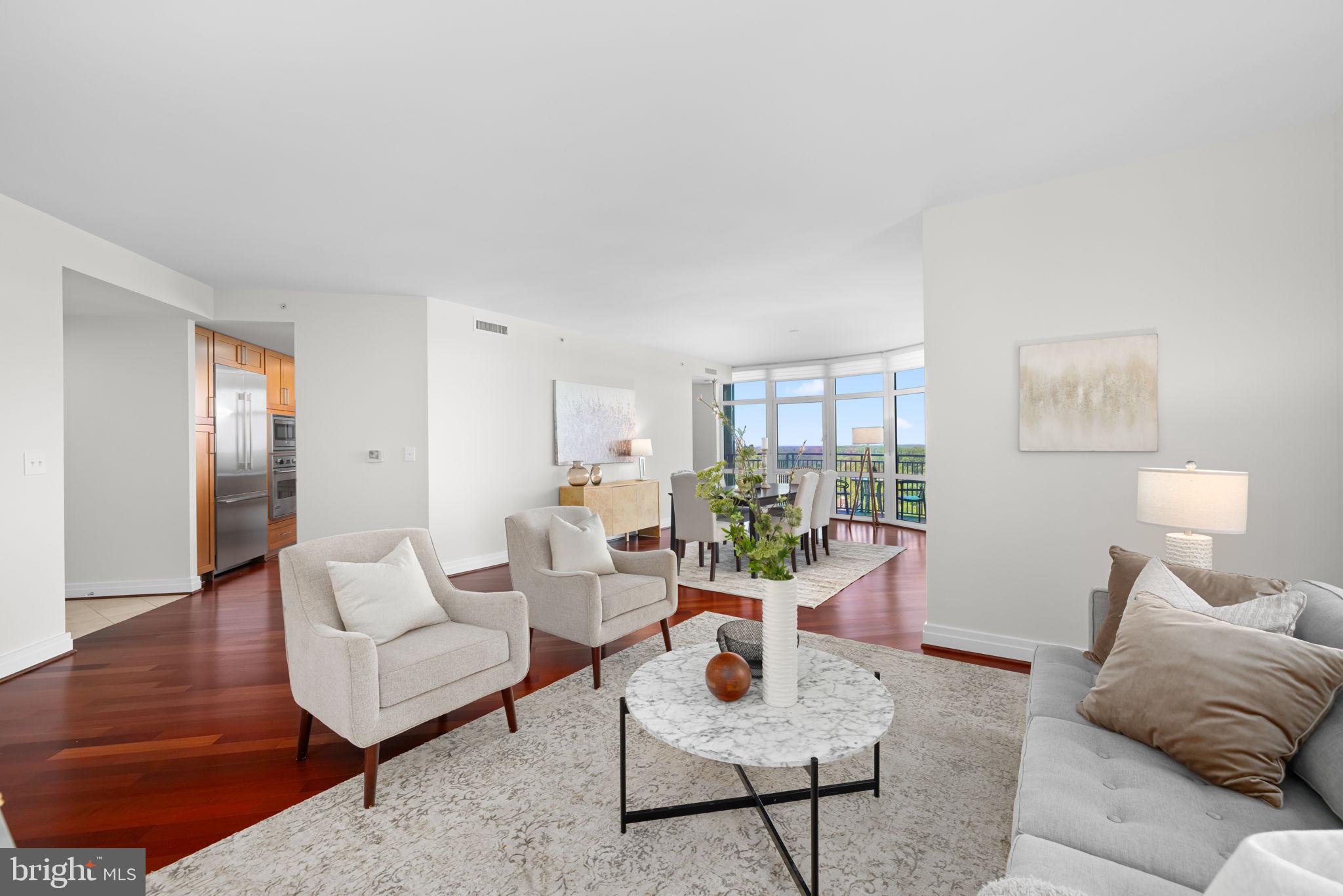 ONE PARK CREST - Residential